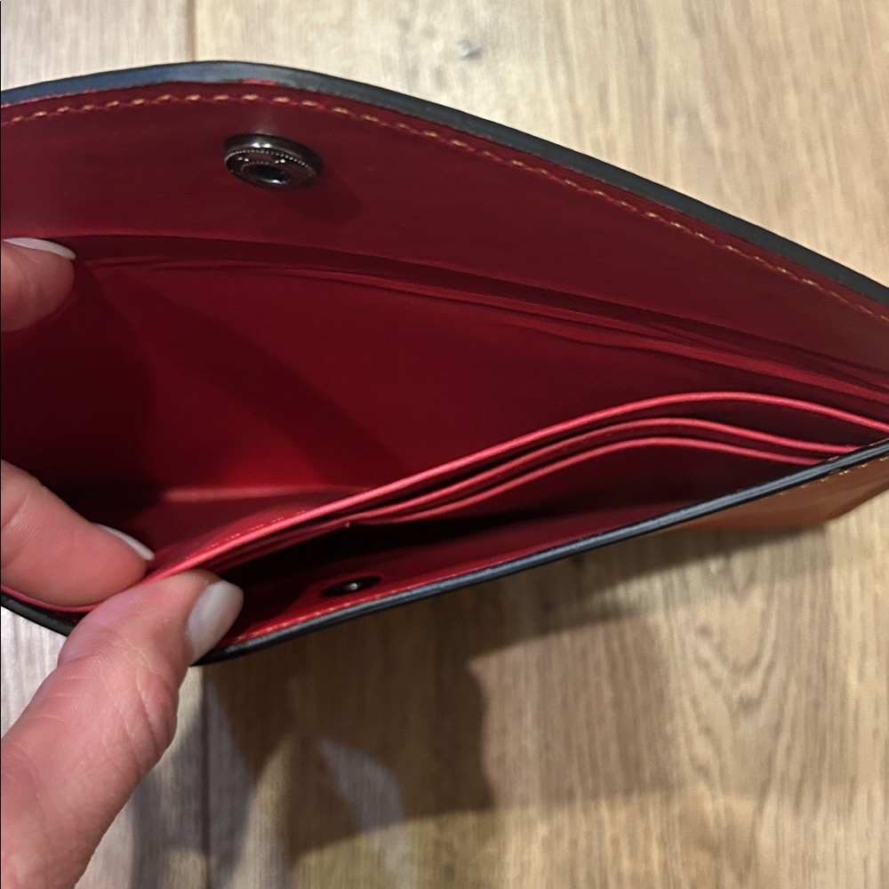 NWOT orange leather wallet - Picture 4 of 4